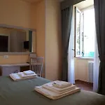 Clodio 4* רומא