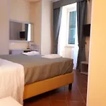 Clodio 4*